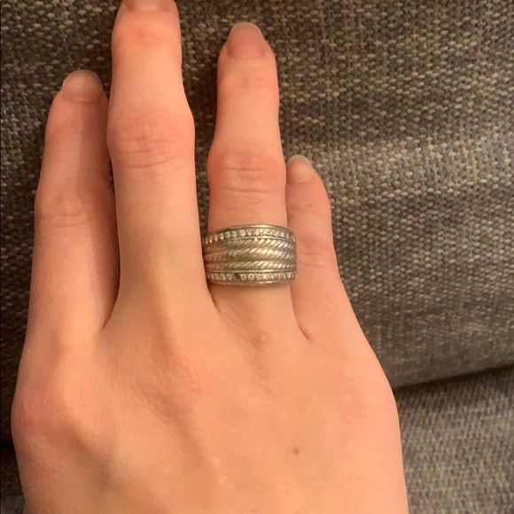 David Yurman silver ring with diamonds - Picture 3 of 4